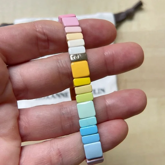🌈 Roxanne Assoulin Pastel Rainbow Enamel Bracelet 🌈 - Picture 4 of 6